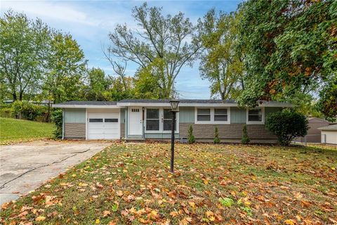 5708 N Woodland Avenue, Kansas City, MO 64118 - #: 2584163