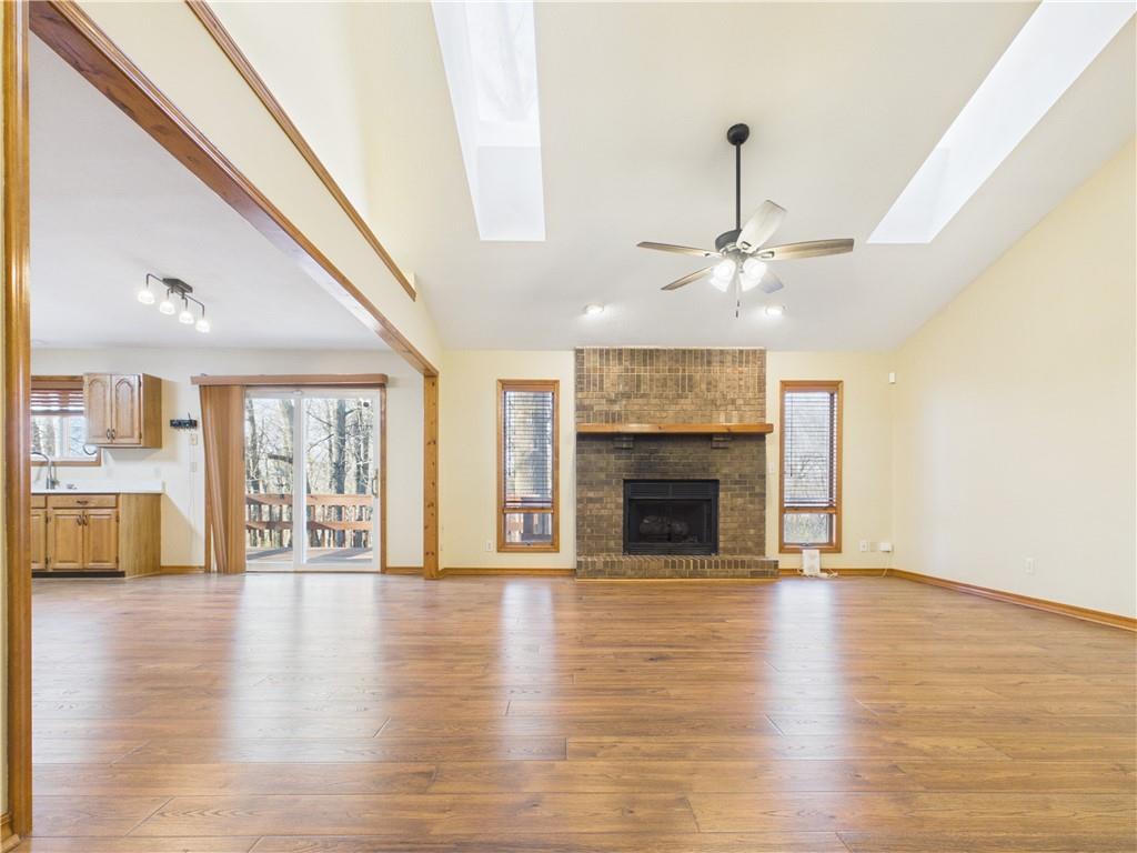 1475 Grandview Drive