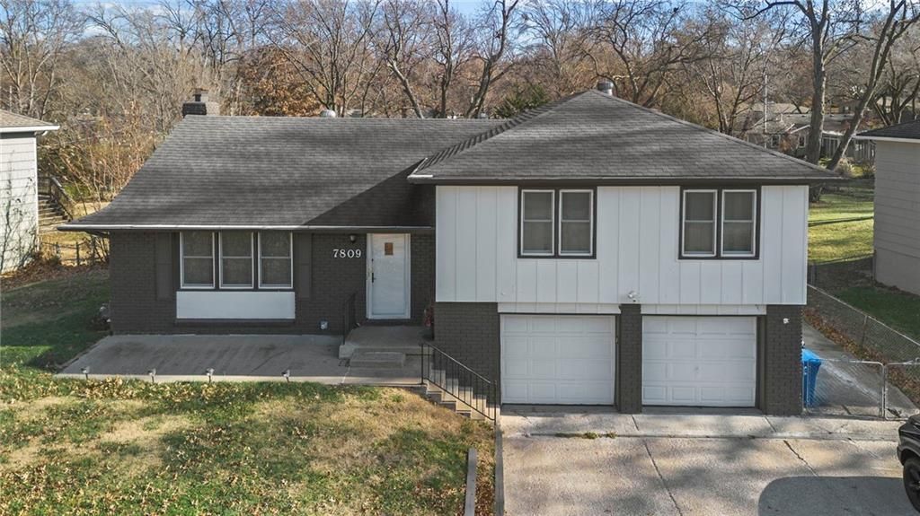 Photo of 7809 Lamar Avenue, Prairie Village, KS 66208 (MLS # 2591942)