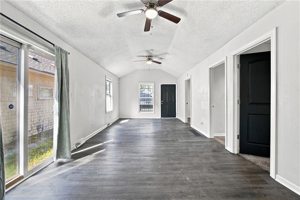 113 Topping Avenue