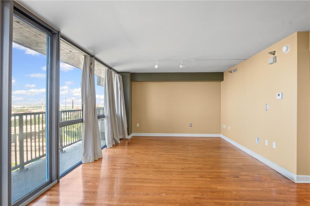 600 E Admiral Boulevard 707