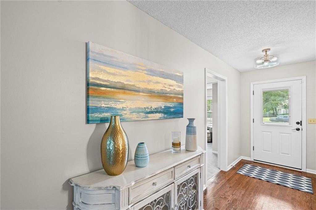 6214 W 155th Place
