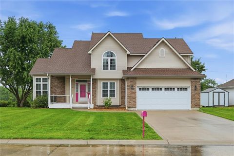Photo of 523 Ernest Drive, Clinton, MO 64735 (MLS # 2628880)