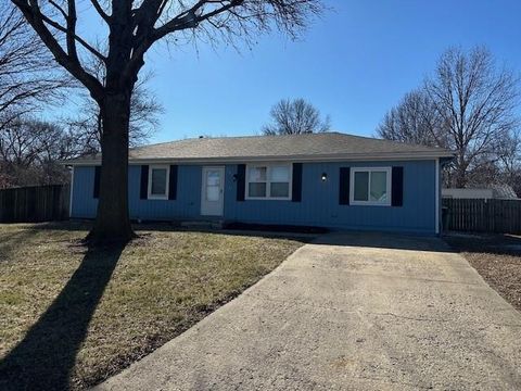 303 E Wilson Street Spring Hill KS 66083