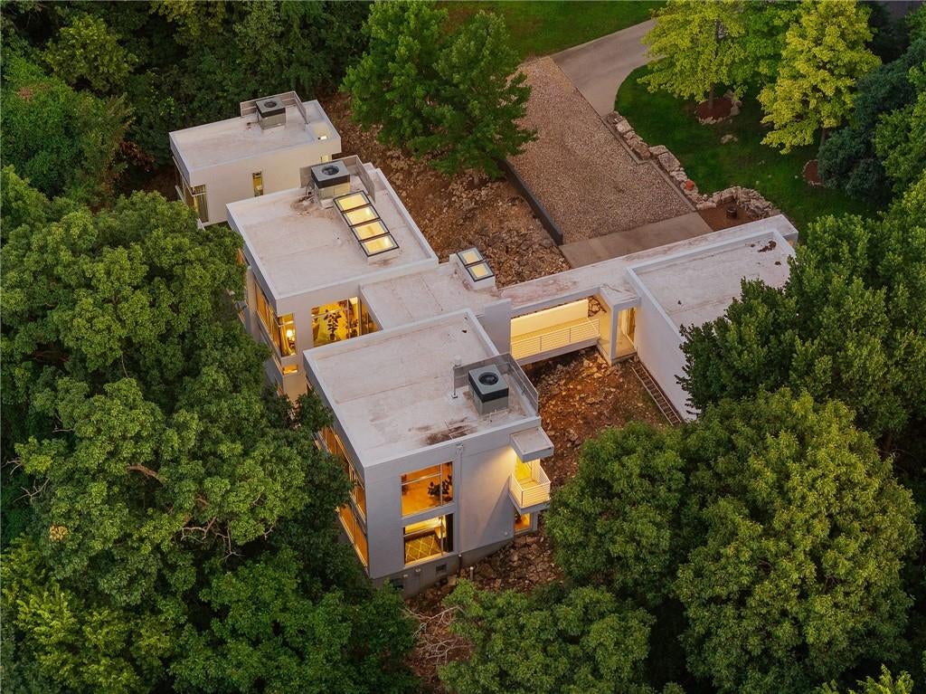 20602 CRICKETT Lane