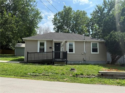 303 Bell Street, Richmond, MO 64085 - MLS#: 2559323