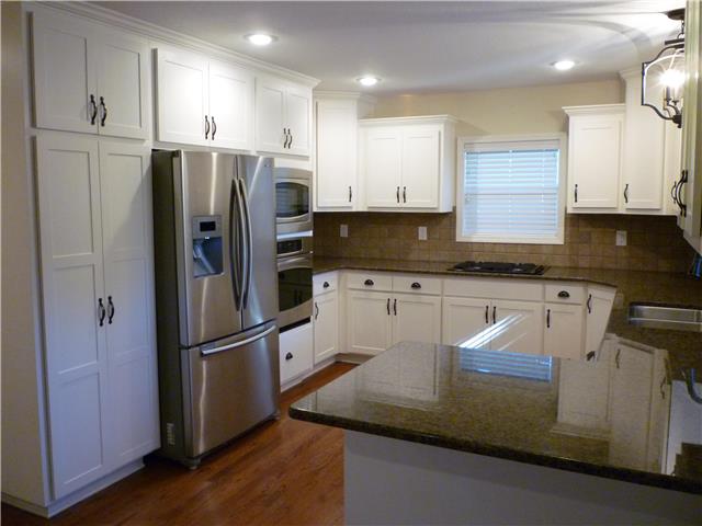 Photo 1 of 22 — 5501 W 92ND Place, Overland Park, KS 66207