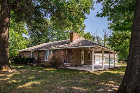 Photo of 501 E Oak Street, Rich Hill, MO 64779 (MLS # 2635592)
