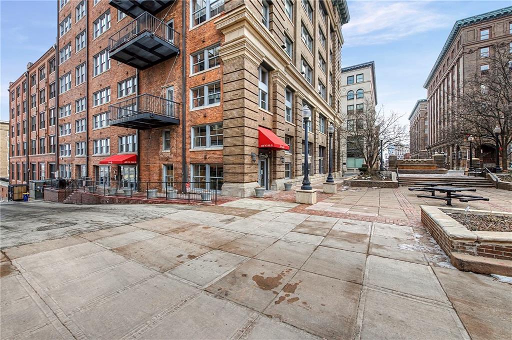 712 Broadway Boulevard 503