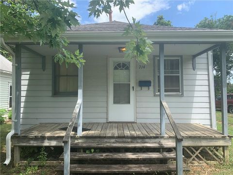 714 W 3rd Street, Pittsburg, KS 66762 - MLS#: 2568413