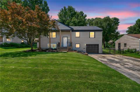 Photo of 10909 W 72nd Terrace, Shawnee, KS 66203 (MLS # 2635736)
