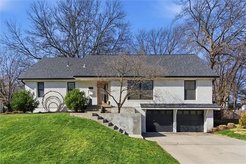 9516 Linden Street, Overland Park, KS 66207 - MLS#: 2598536