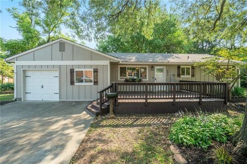 600 S Lee Avenue Olathe KS 66061