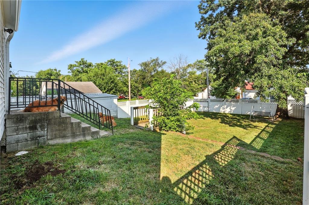 301 W Benton Street