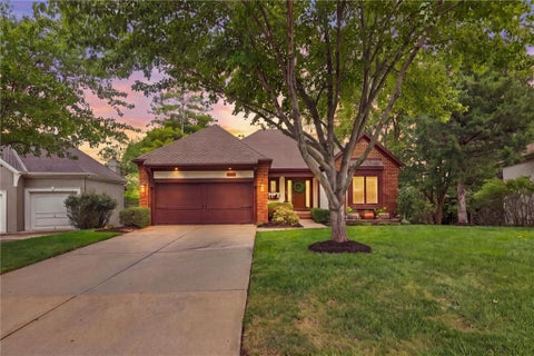 Photo of 26112 W 109th Street, Olathe, KS 66061 (MLS # 2643577)