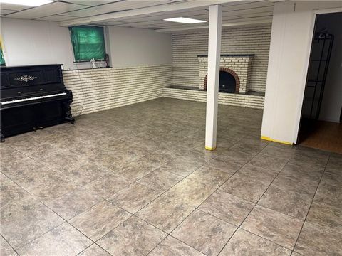 MLS: 2525938
