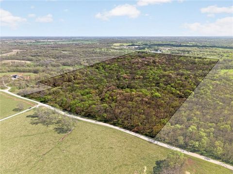 76.23 acres E 192nd Street, Richmond, MO 64085 - #: 2615038