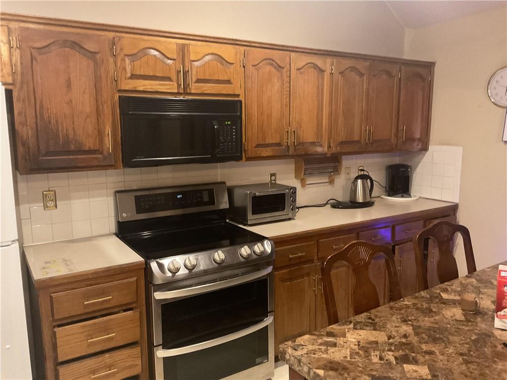 10126 N Highland Terrace