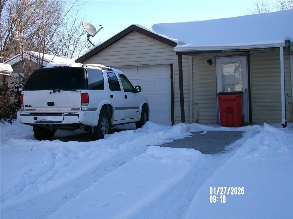 Photo of 1804 Oneida Street, Lexington, MO 64067 (MLS # 2598702)