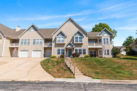 Photo of 4305 S Bryant Court, Independence, MO 64055 (MLS # 2641288)