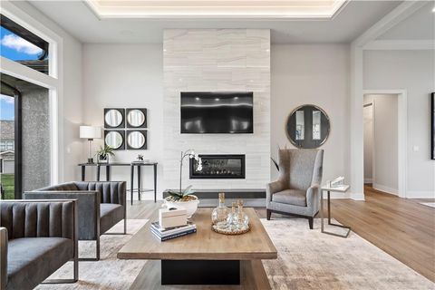 13606 Fontana Street Leawood KS 66224