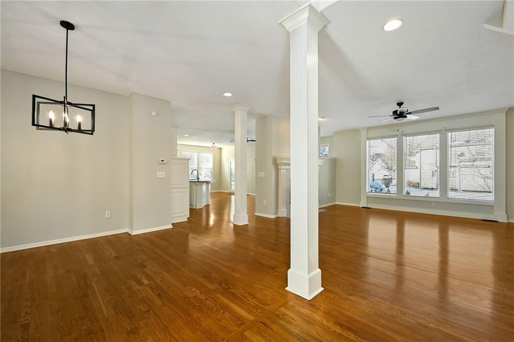 5206 Round Prairie Street