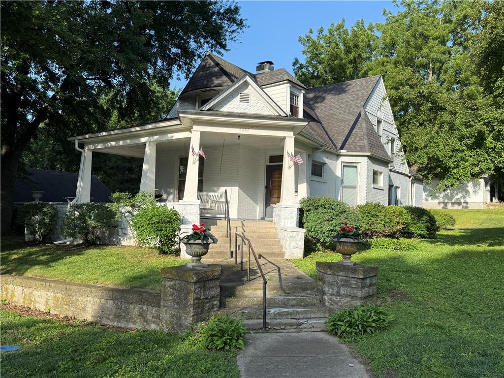 1027 N 4th Street