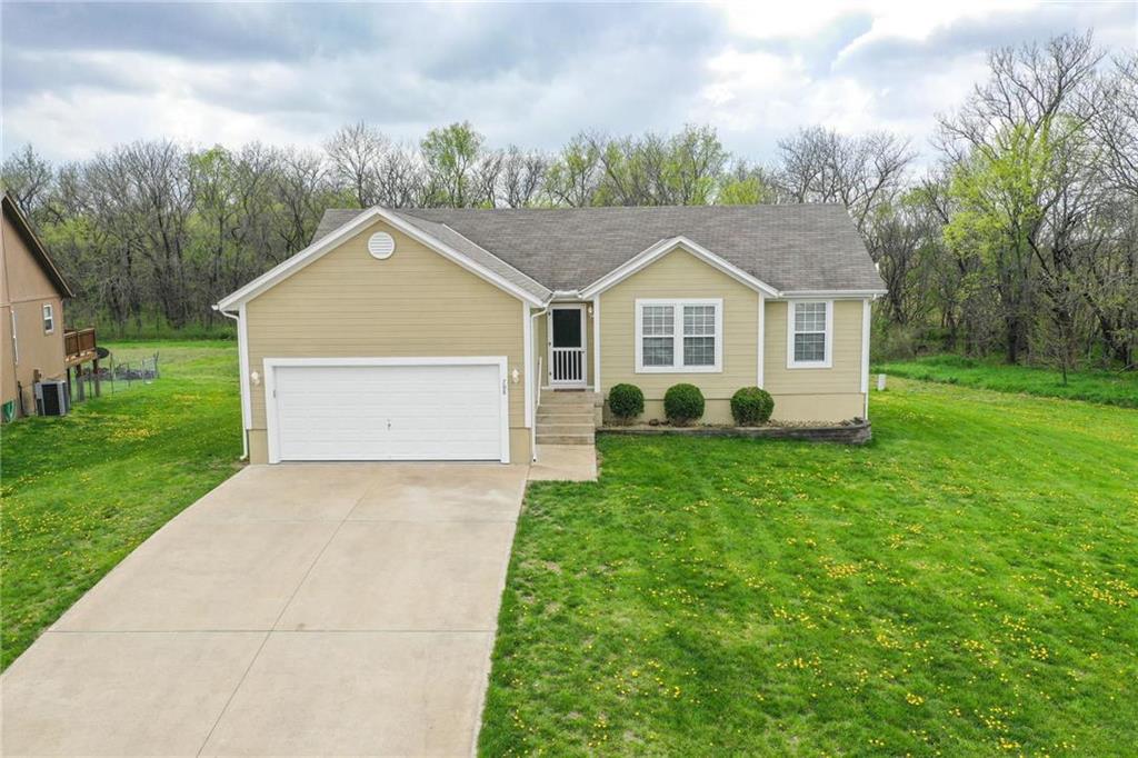 Photo 1 of 28 — 708 W 3rd Terrace, Wellsville, KS 66092