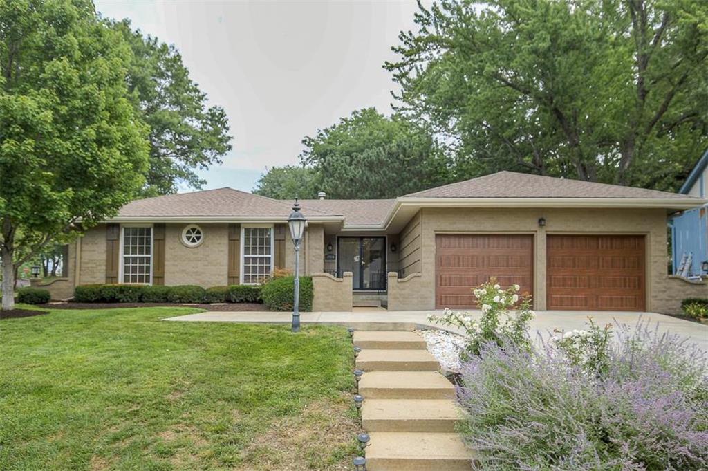 Photo 1 of 35 — 8908 W 104th Street, Overland Park, KS 66212