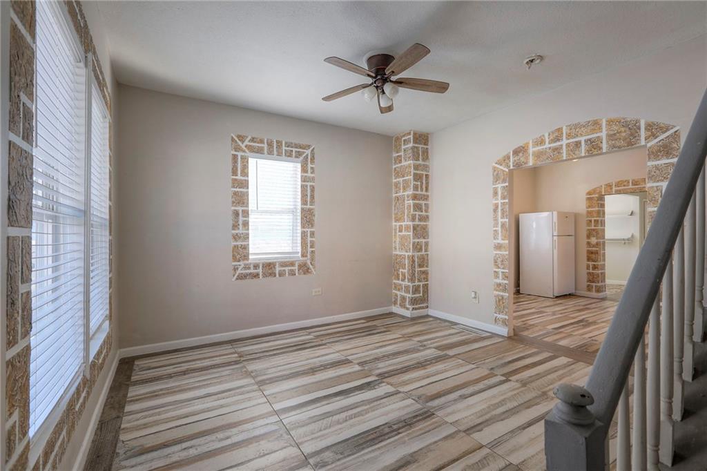 937 Riverview Avenue