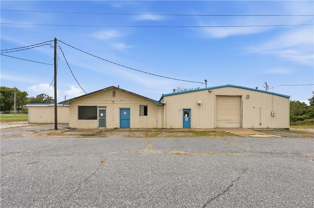 1104 Yale St, Galena, KS 66739