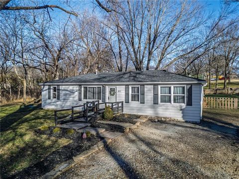 511 N 142nd Street, Bonner Springs, KS 66102 - MLS#: 2594420