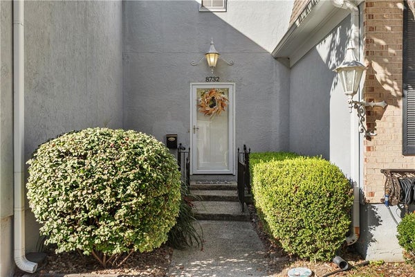 8732 WALMER ST, OVERLAND PARK, KS 66212 - Image 80d5ab49a0e4fb3b2936fe265c3d4366/1586674559