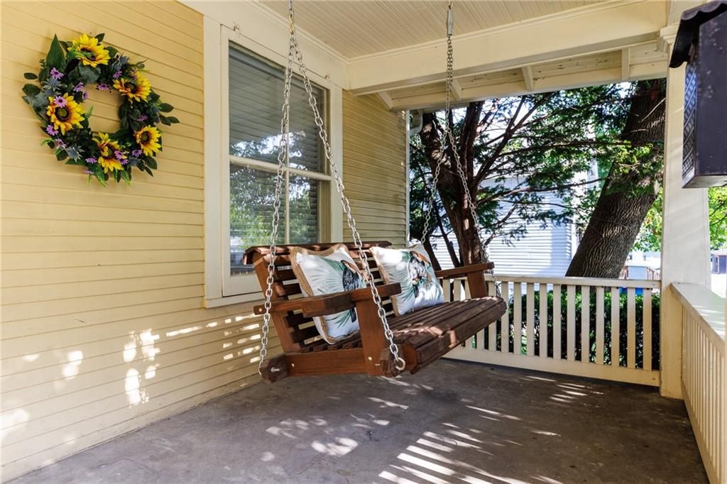 Photo of 116 Dorsey Street, Liberty, MO 64068 (MLS # 2567979)