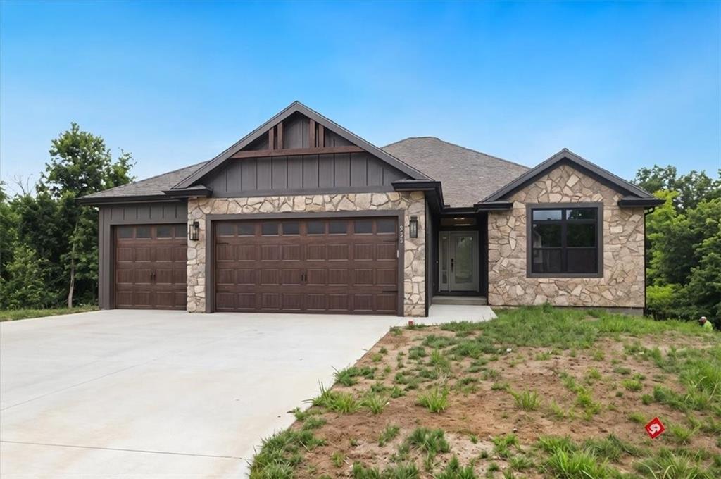 2204 Arbor Lane