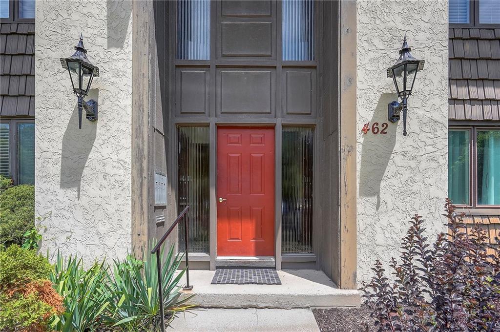462 W 104th Street A