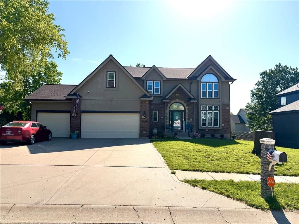 Photo of 1437 Coventry Lane, Liberty, MO 64068 (MLS # 2619501)