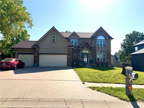 Photo of 1437 Coventry Lane, Liberty, MO 64068 (MLS # 2619501)