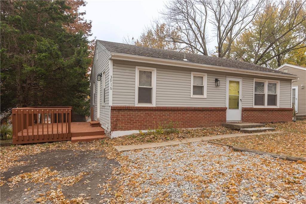 3916 N Spruce Avenue