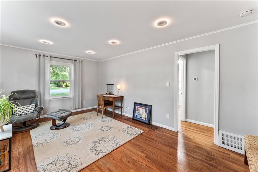 5006 W 50th Terrace