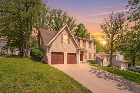 Photo of 9338 NW 86th Terrace, Kansas City, MO 64153 (MLS # 2617691)