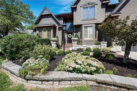 Photo of 6229 W 128th Street, Leawood, KS 66209 (MLS # 2637345)
