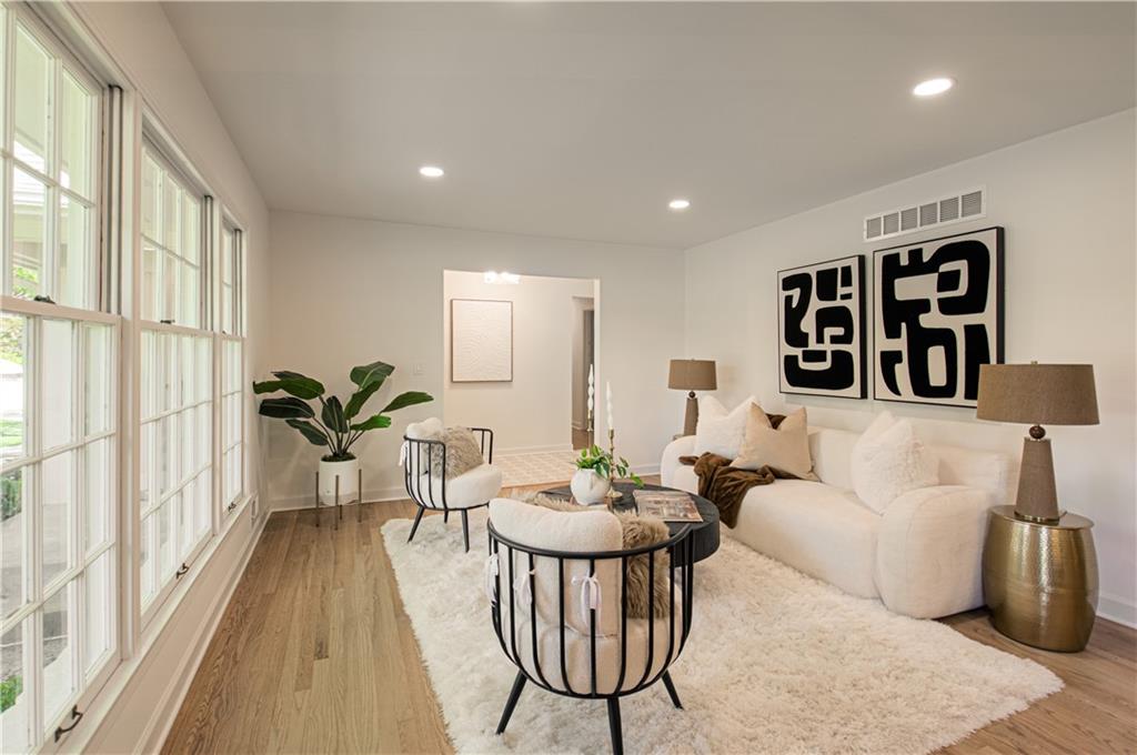 9827 Delmar Lane