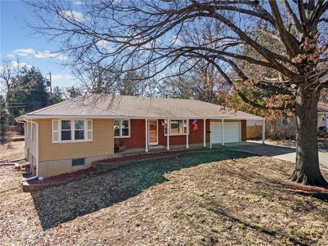 807 NE 60th Terrace, Kansas City, MO 64118 - MLS#: 2600874
