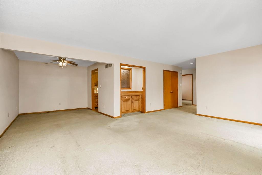 1305 NW Village Drive B