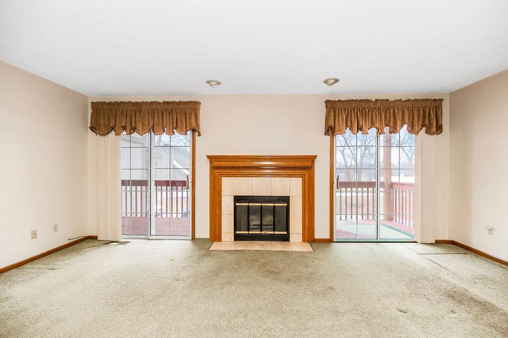 1305 NW Village Drive B