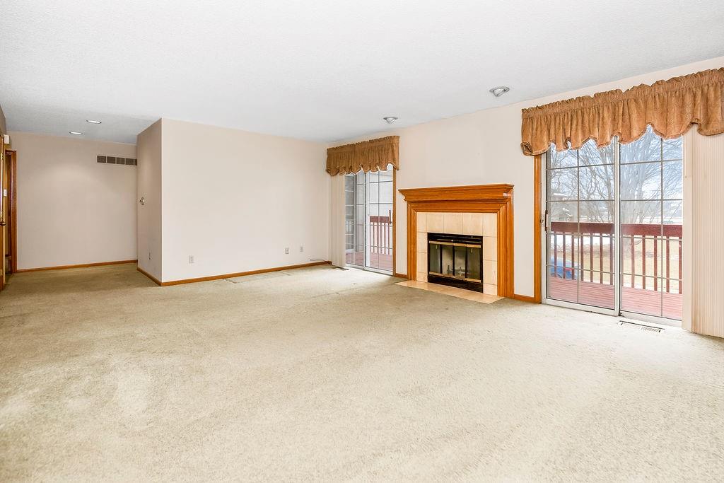 1305 NW Village Drive B