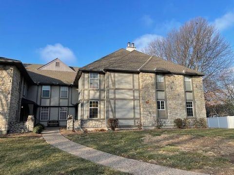 1305 NW Village Drive B Blue Springs MO 64015