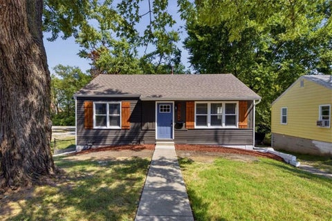Photo of 3513 Elmwood Avenue, Kansas City, MO 64128 (MLS # 2640806)