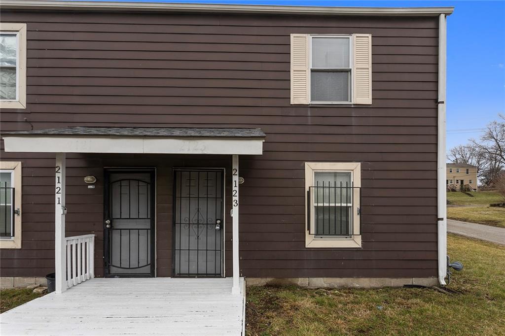 2121/2123 Askew Avenue